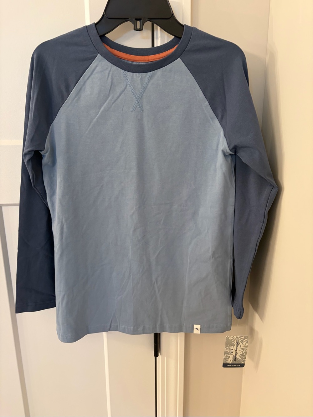 Tommy Bahama Two-Tone Long Sleeve Raglan Shirt - Light Blue & Navy